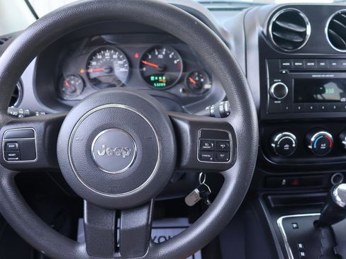 Used 2013 Jeep Compass Sport image 36