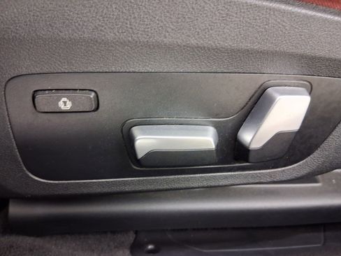 Used 2021 BMW 430i Coupe image 13