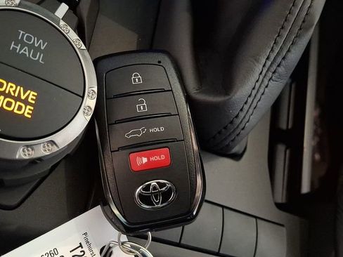 New 2026 Toyota 4Runner Limited image 12