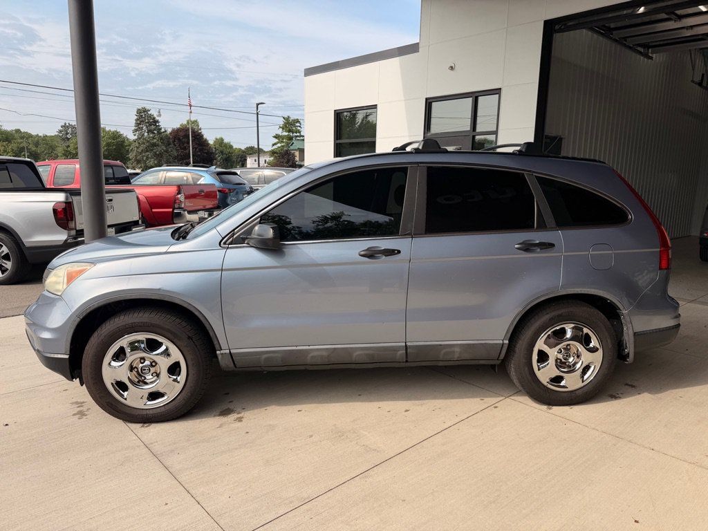 Used 2010 Honda CR-V LX image 4