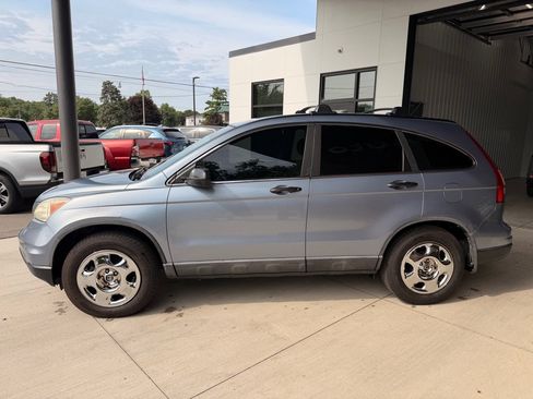 Used 2010 Honda CR-V LX image 4