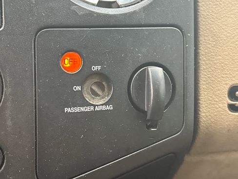 Used 2008 Ford F250 XL image 26