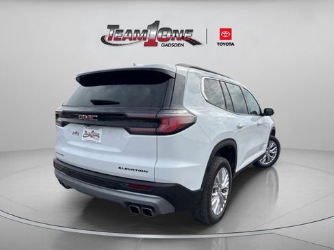 Used 2024 GMC Acadia Elevation image 7