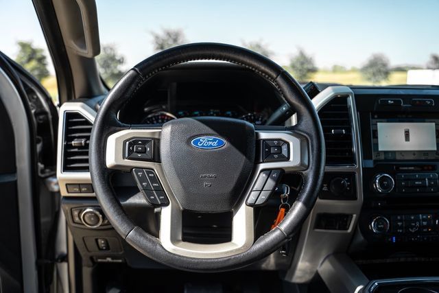 Used 2018 Ford F250 Lariat w/ Lariat Value Package AWD/4WD image 27