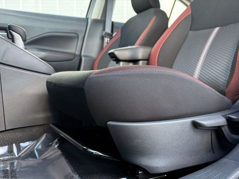 New 2025 Nissan Versa SR w/ Trunk Package image 13