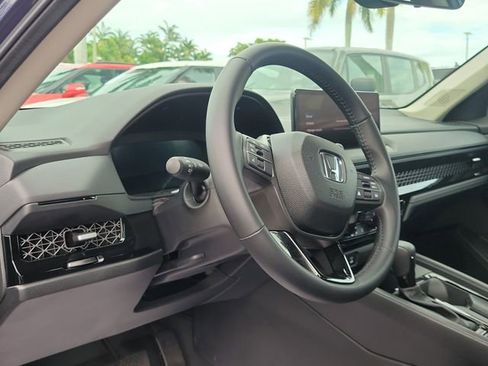 Used 2025 Honda Accord EX-L image 8