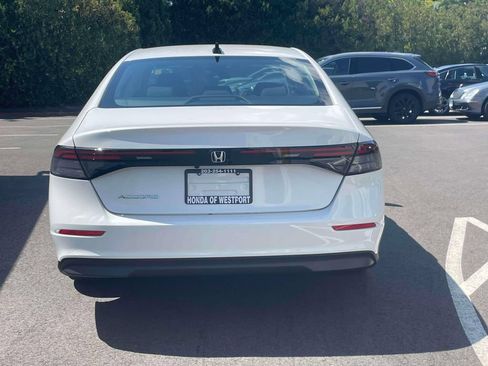 Used 2025 Honda Accord SE image 6