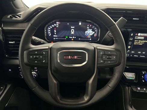Used 2025 GMC Sierra 2500 AT4X w/ AT4X AEV Edition AWD/4WD image 15
