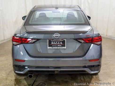 Used 2024 Nissan Sentra SR w/ SR Premium Package image 7