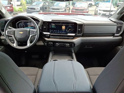Used 2026 Chevrolet Silverado 2500 LT AWD/4WD image 10