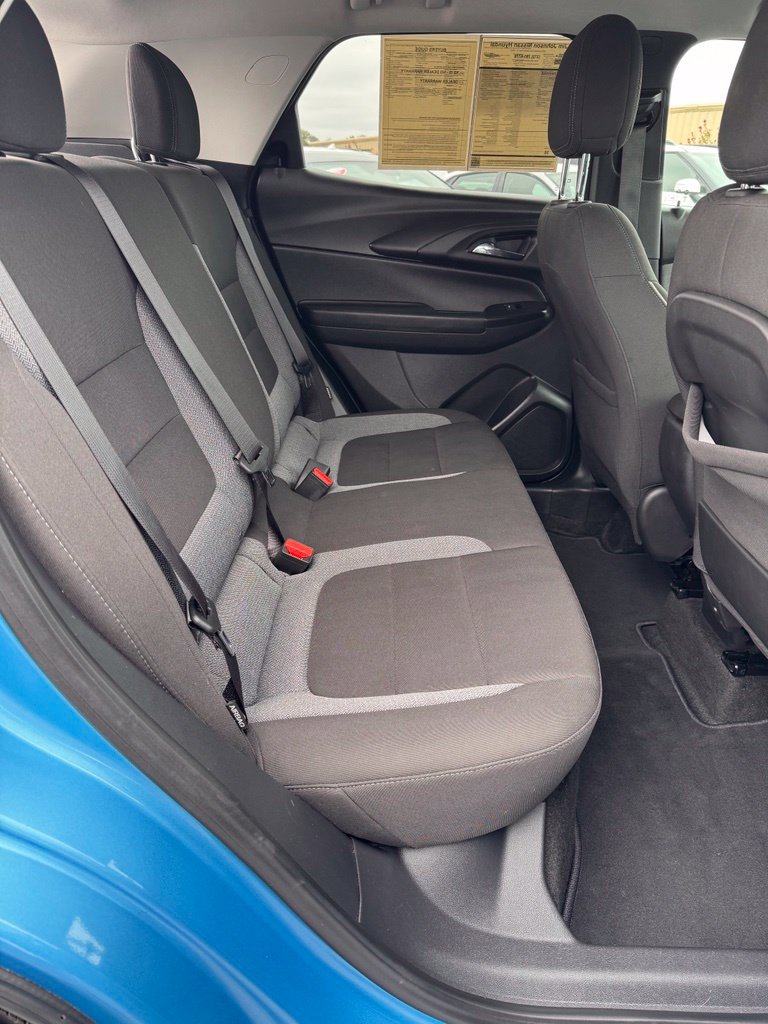 Used 2025 Chevrolet TrailBlazer LT FWD image 13