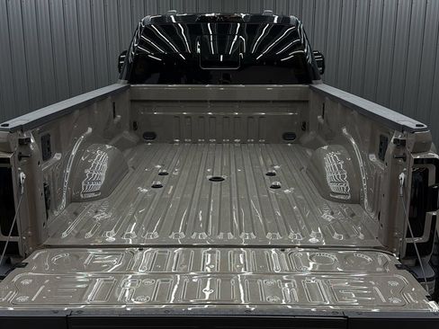 Used 2026 Ford F450 Platinum w/ Platinum Plus Package AWD/4WD image 17