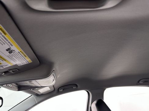 Used 2024 Chevrolet Equinox Premier image 55