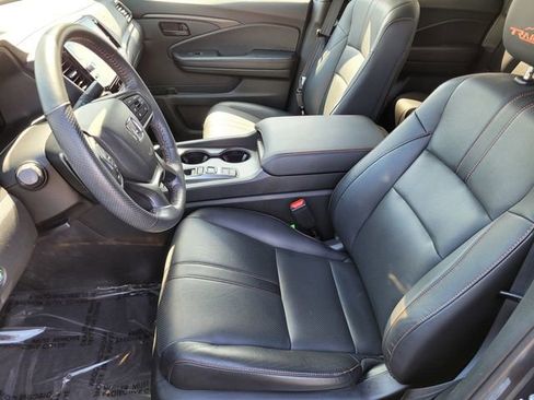 Used 2025 Honda Ridgeline TrailSport image 16