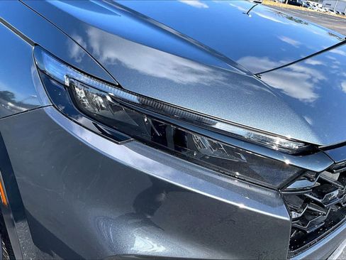 Used 2025 Honda CR-V Sport Touring image 28