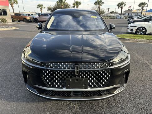 Certified 2024 Lincoln Nautilus Premier image 9