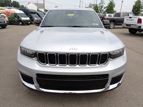 New 2025 Jeep Grand Cherokee L Laredo w/ Luxury Tech Group I image 10