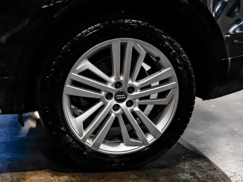 Used 2018 Audi Q5 2.0T Premium Plus w/ Premium Plus Package image 61