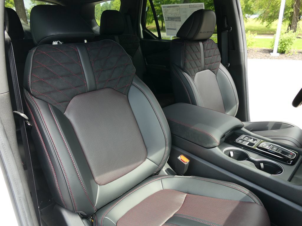 New 2026 Honda Pilot Black Edition image 35