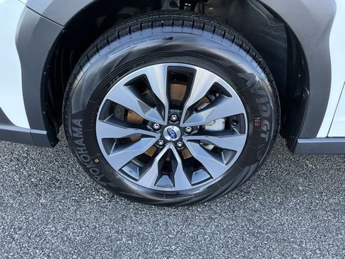 Used 2025 Subaru Outback Touring image 9