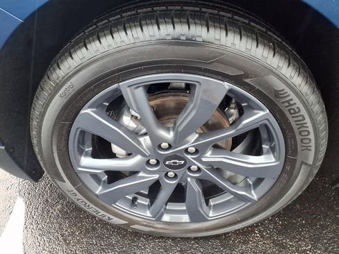 Used 2022 Chevrolet Equinox RS FWD image 30