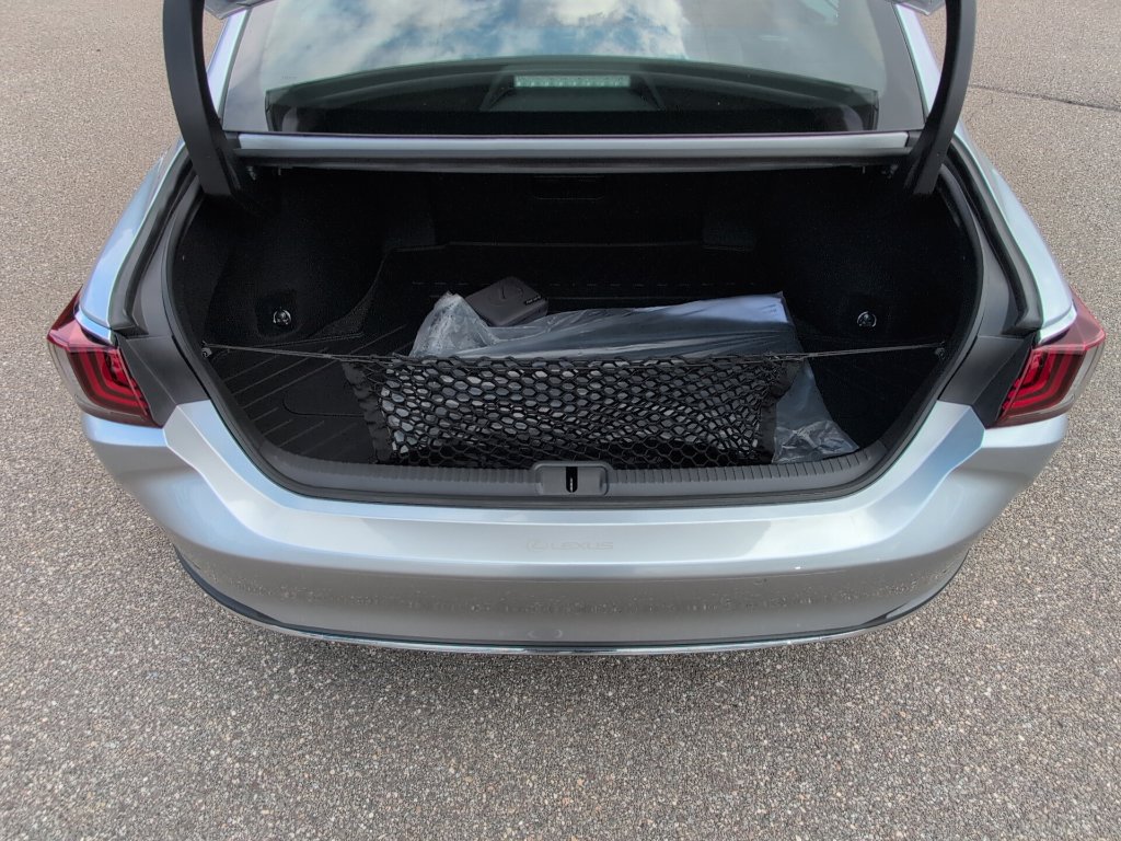 Used 2024 Lexus ES 300h w/ Premium Package FWD image 13