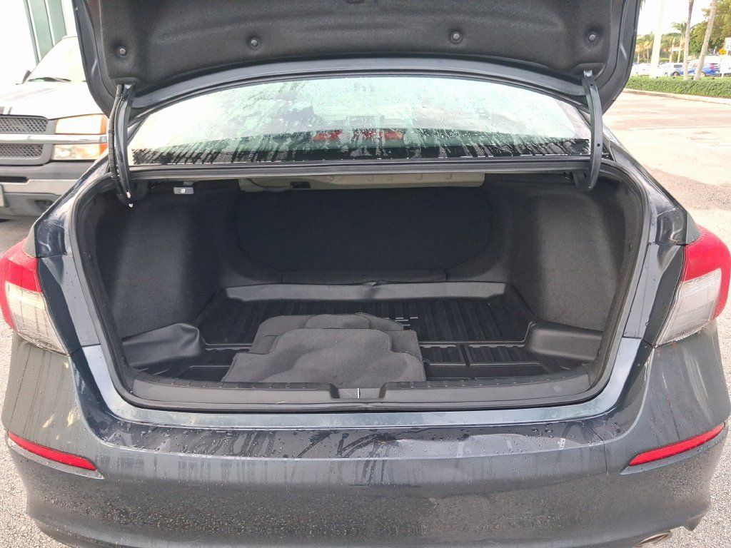 Used 2024 Honda Civic Sport image 11