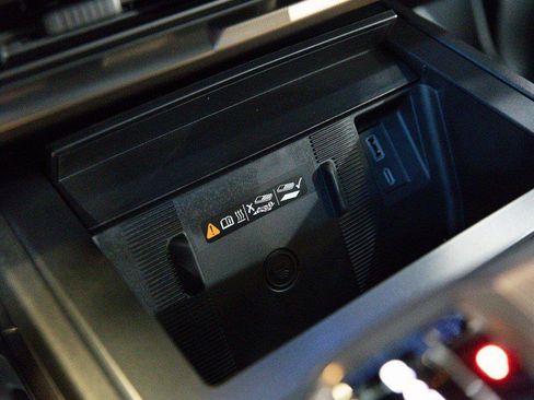 New 2024 GMC Hummer EV 3X w/ Omega Edition image 44