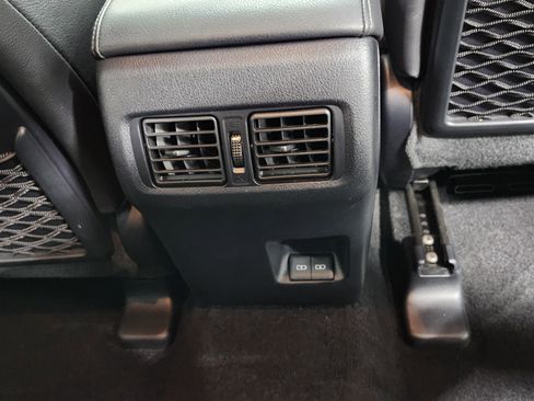 Used 2023 Toyota 4Runner Limited image 22