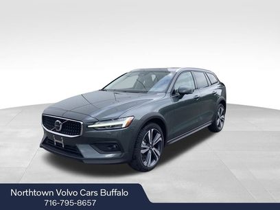 New 2026 Volvo V60 B5 Cross Country Plus w/ Climate Package