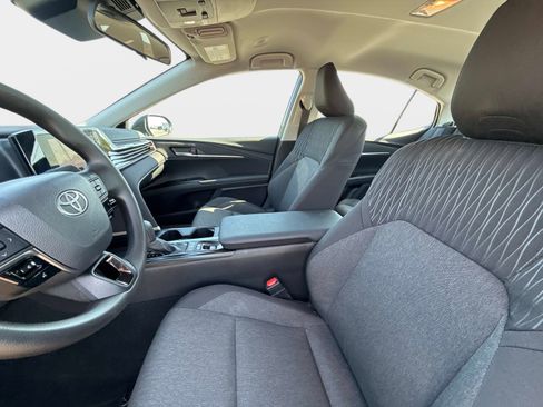 Used 2026 Toyota Camry LE FWD image 21