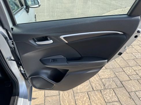 Used 2017 Honda Fit LX image 32