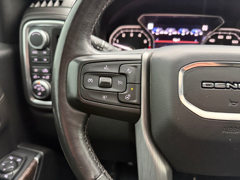 Used 2019 GMC Sierra 1500 Denali w/ Denali Ultimate Package AWD/4WD image 16
