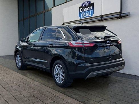 Certified 2024 Ford Edge SEL w/ Convenience Package AWD/4WD image 4