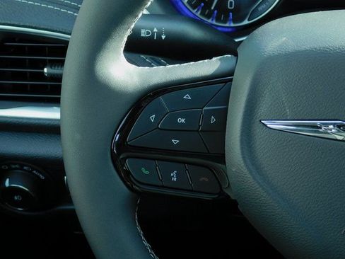 New 2026 Chrysler Pacifica Limited w/ S Appearance Package image 16