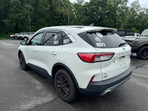 Used 2022 Ford Escape SE w/ Cold Weather Package AWD/4WD image 6