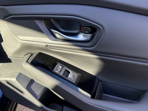 Certified 2025 Honda Accord Touring image 47