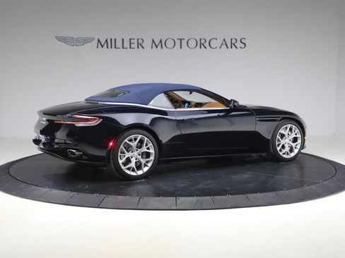 Used 2019 Aston Martin DB11 Volante RWD image 20