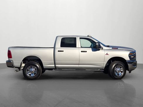 New 2026 RAM 2500 Tradesman AWD/4WD image 7