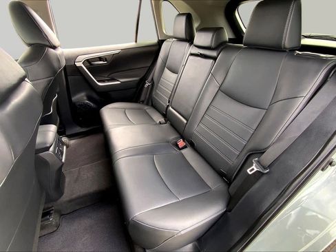 Used 2023 Toyota RAV4 XLE Premium FWD image 20