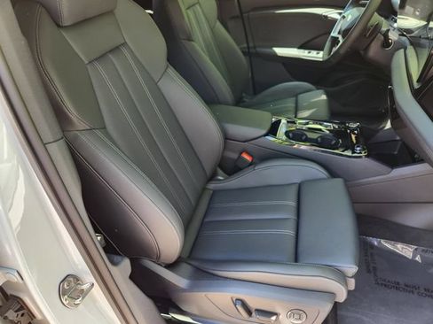 New 2027 Audi Q6 e-tron Premium Plus AWD/4WD image 12