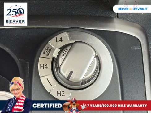 Used 2024 Toyota 4Runner SR5 AWD/4WD image 21