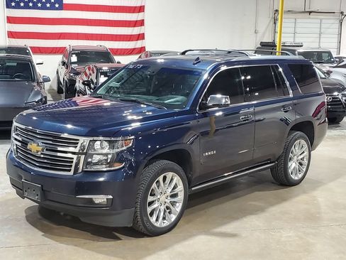 Used 2019 Chevrolet Tahoe Premier w/ Premier Plus Edition RWD image 42