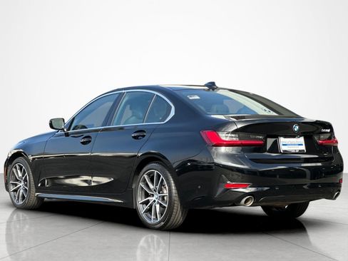 Used 2021 BMW 330i Sedan w/ Parking Assistance Package RWD image 3