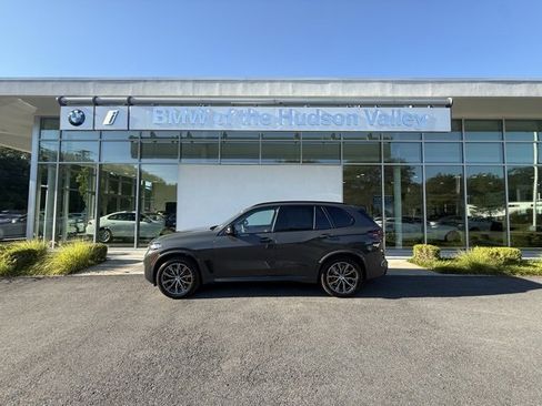 New 2026 BMW X5 M60i w/ Climate Comfort Package image 1