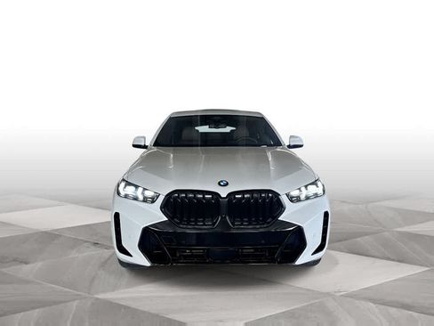 Used 2026 BMW X6 xDrive40i AWD/4WD image 3