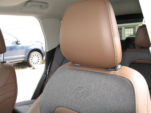 Used 2024 Ford Bronco Sport Outer Banks w/ Tech Package image 21