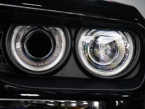 Used 2023 Dodge Challenger SRT Hellcat image 25