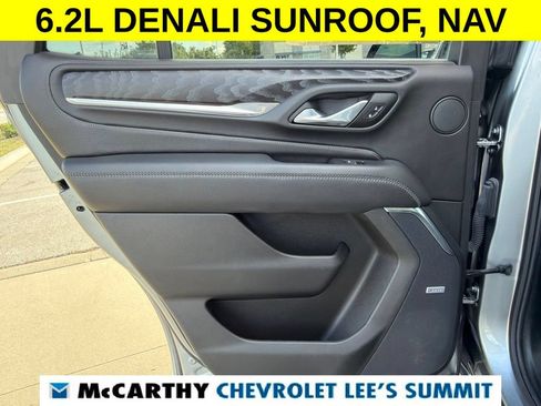Used 2023 GMC Yukon Denali AWD/4WD image 41