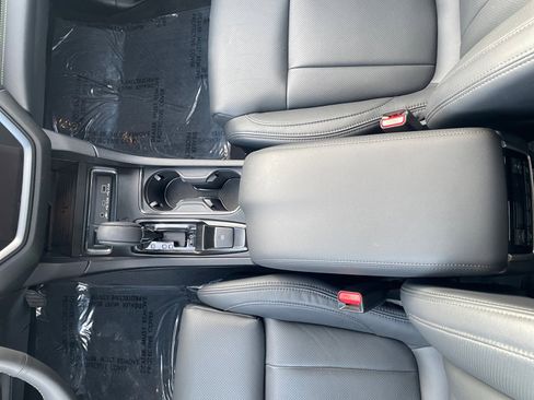 Certified 2025 Subaru Ascent Bronze Edition image 28